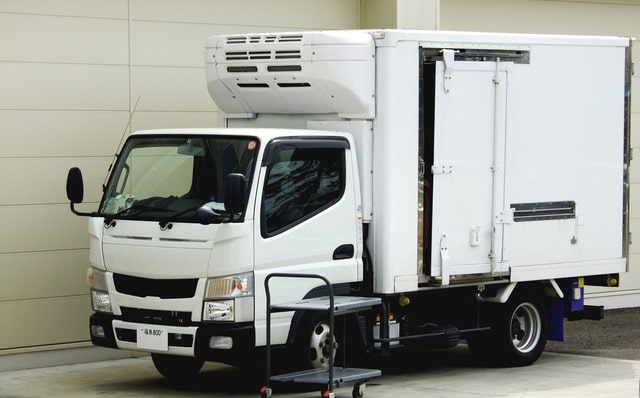軽貨物の冷凍車の冷却システムの特徴や購入時のポイント